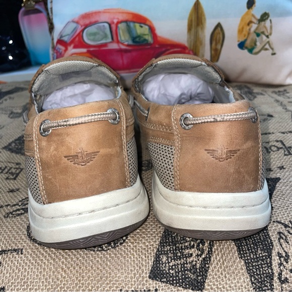 Dockers Tiller Dark Tan Boat Shoes Size 8.5

Excellent Condition - Picture 7 of 11